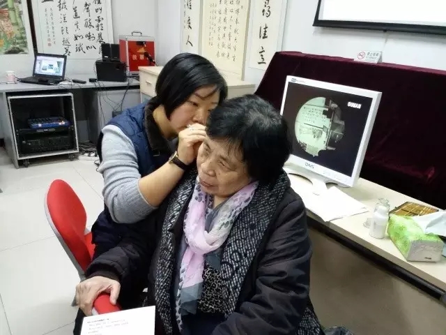 图为 检查现场