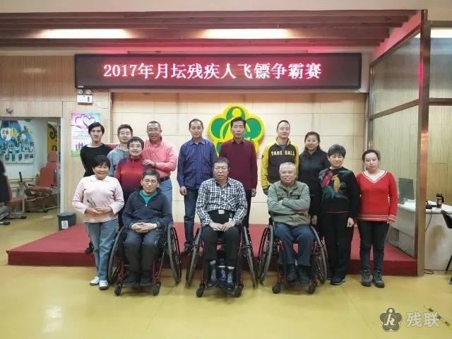 图为 比赛合影