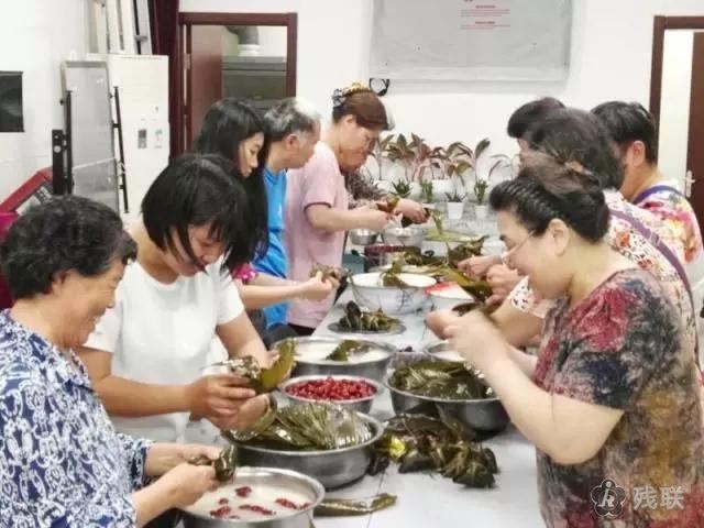 图为 活动现场