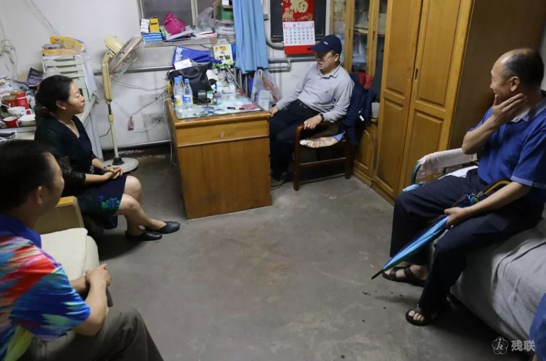 图为 走访现场