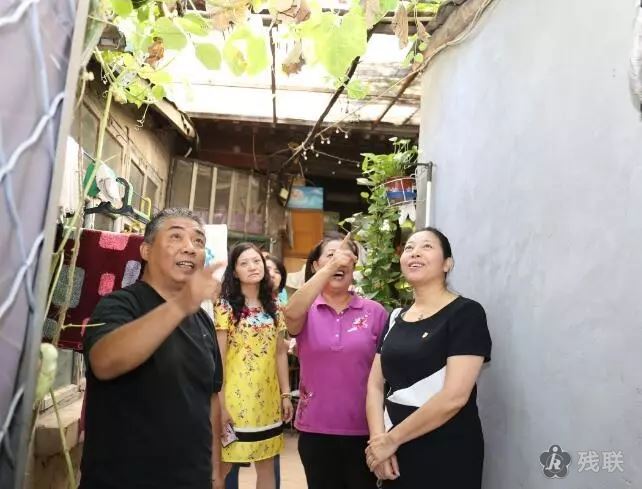 图为 走访现场