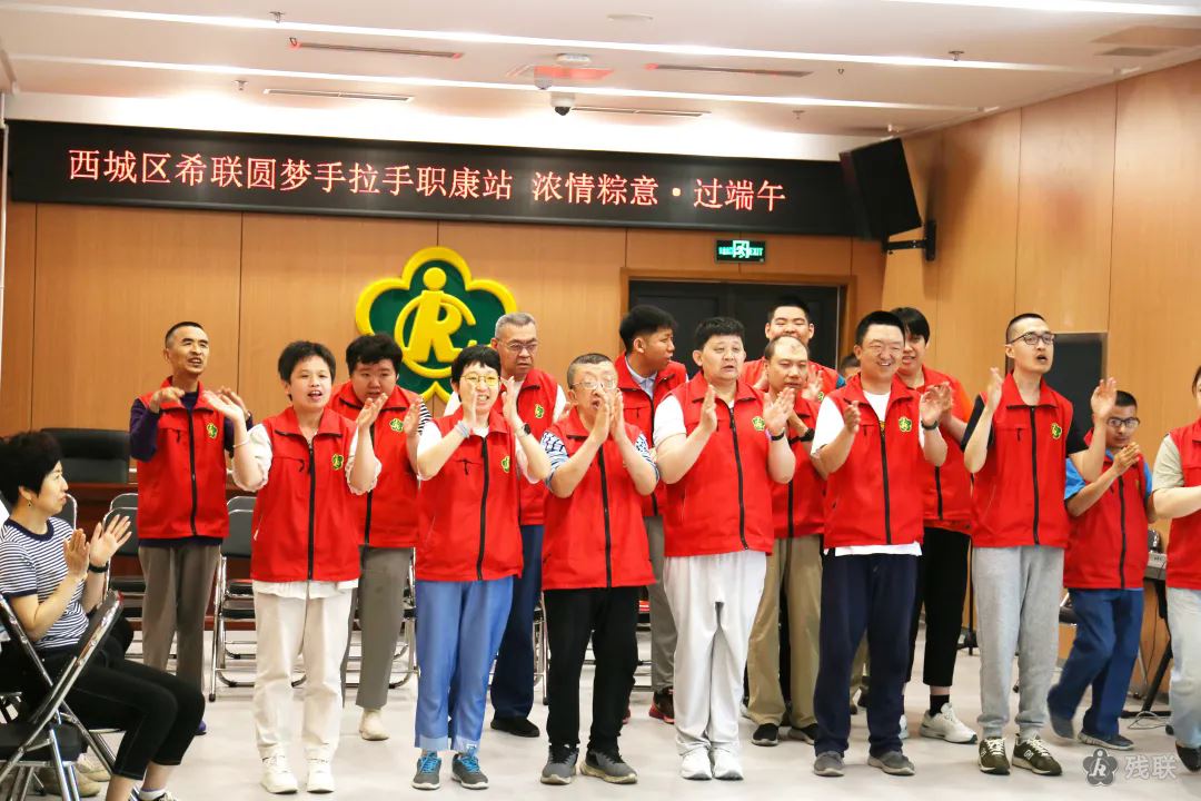 图为 活动现场